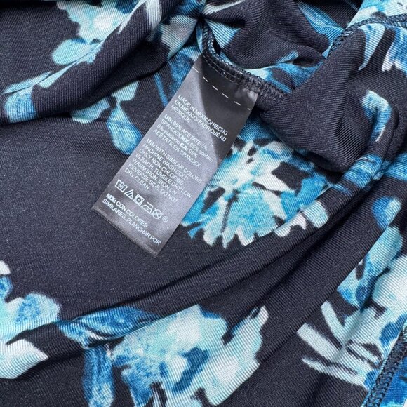 Chico's Travelers Black & Blue Floral Long Sleeve V-Neck Blouse Top Size 2 /US L - Picture 5 of 8